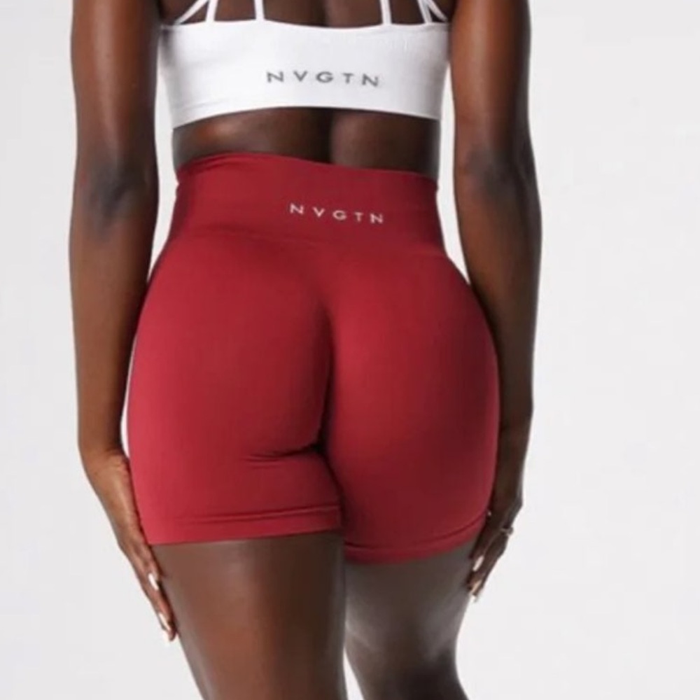 NVGTN Carmine Solid Seamless Shorts